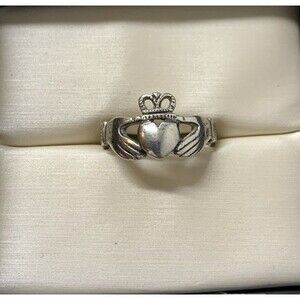 Vintage Sterling Silver Claudaugh Ring 7.75